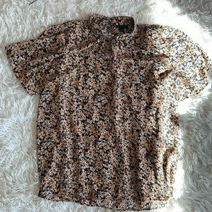 Ann Taylor flutter sleeve blouse